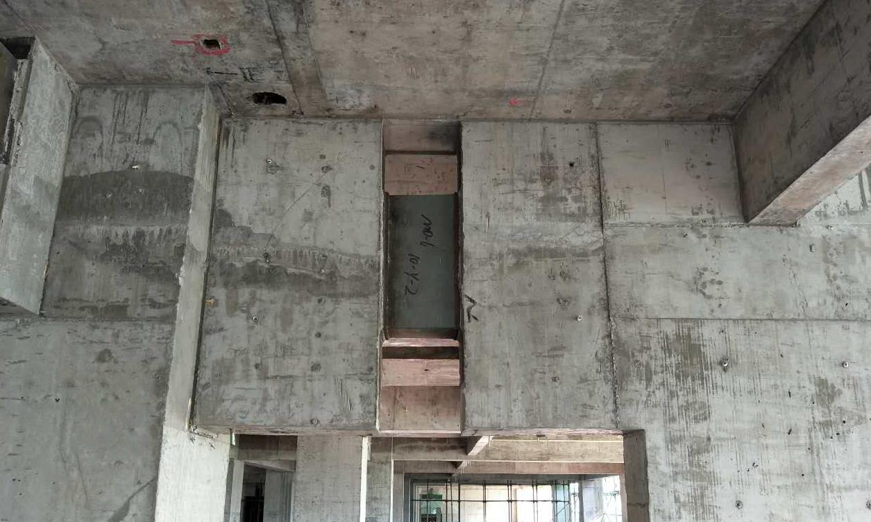 【堃熠动态】昆明延安医院安装阻尼器供货及安装(图3)