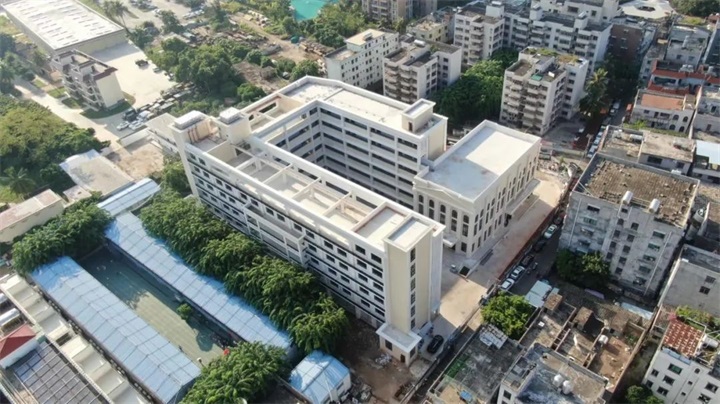 【堃熠动态】海口市城西小学新建教学综合楼项目荣获2022年度“海口市优质样板工程椰城杯奖(图2)